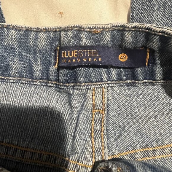 BlueSteel Jeanswear Embroidered Jeans Multicolor Accents Size 42 or 31 waist Den - Picture 2 of 9